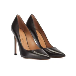 Kameron Zapato de salón con tacón de aguja y punta afilada en piel color negro