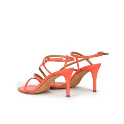 Marinique Sandalias de punta cuadrada y tacón fino en piel rosa coral