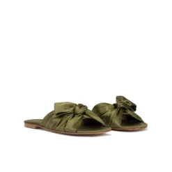 Quetty Sandalias planas de raso con detalle de lazo en verde caqui