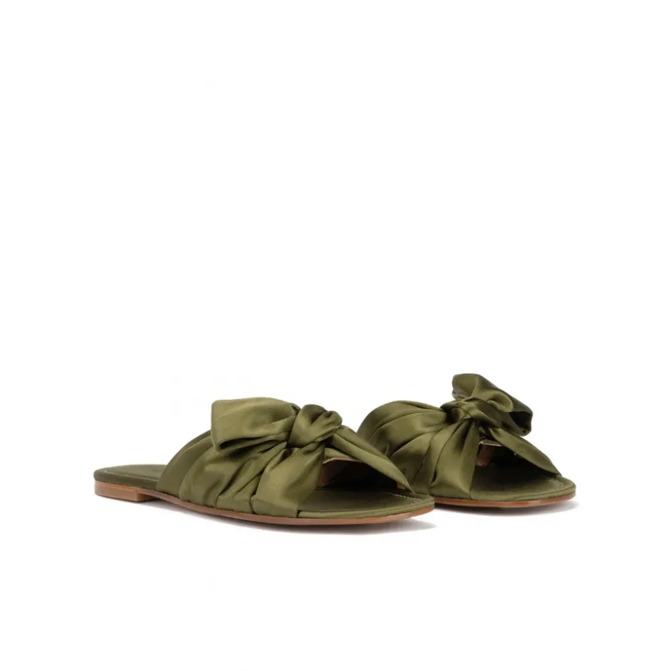 Quetty Sandalias planas de raso con detalle de lazo en verde caqui