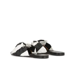 Quetty Sandalias planas con lazo en tejido blanco y negro